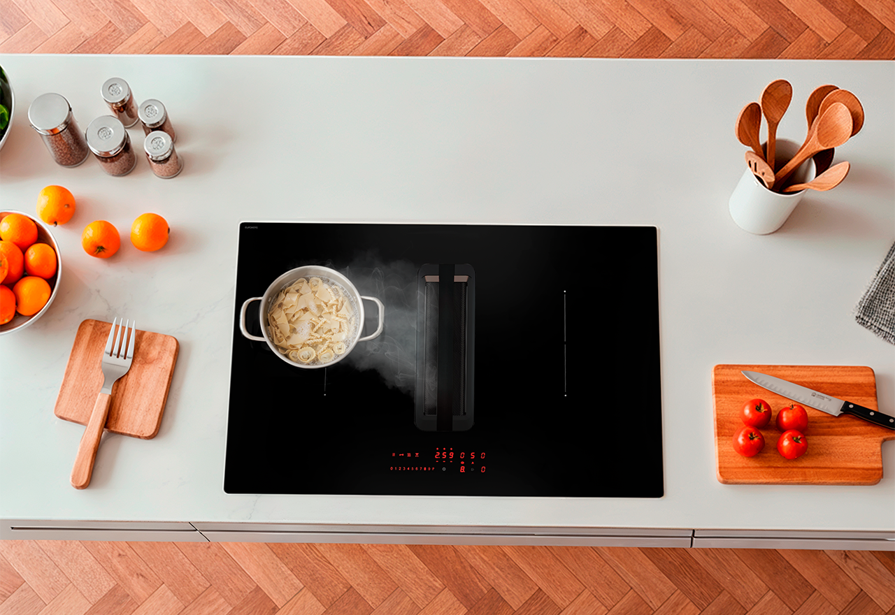 Point Hurricane 83 cm kogeplade med emhætte