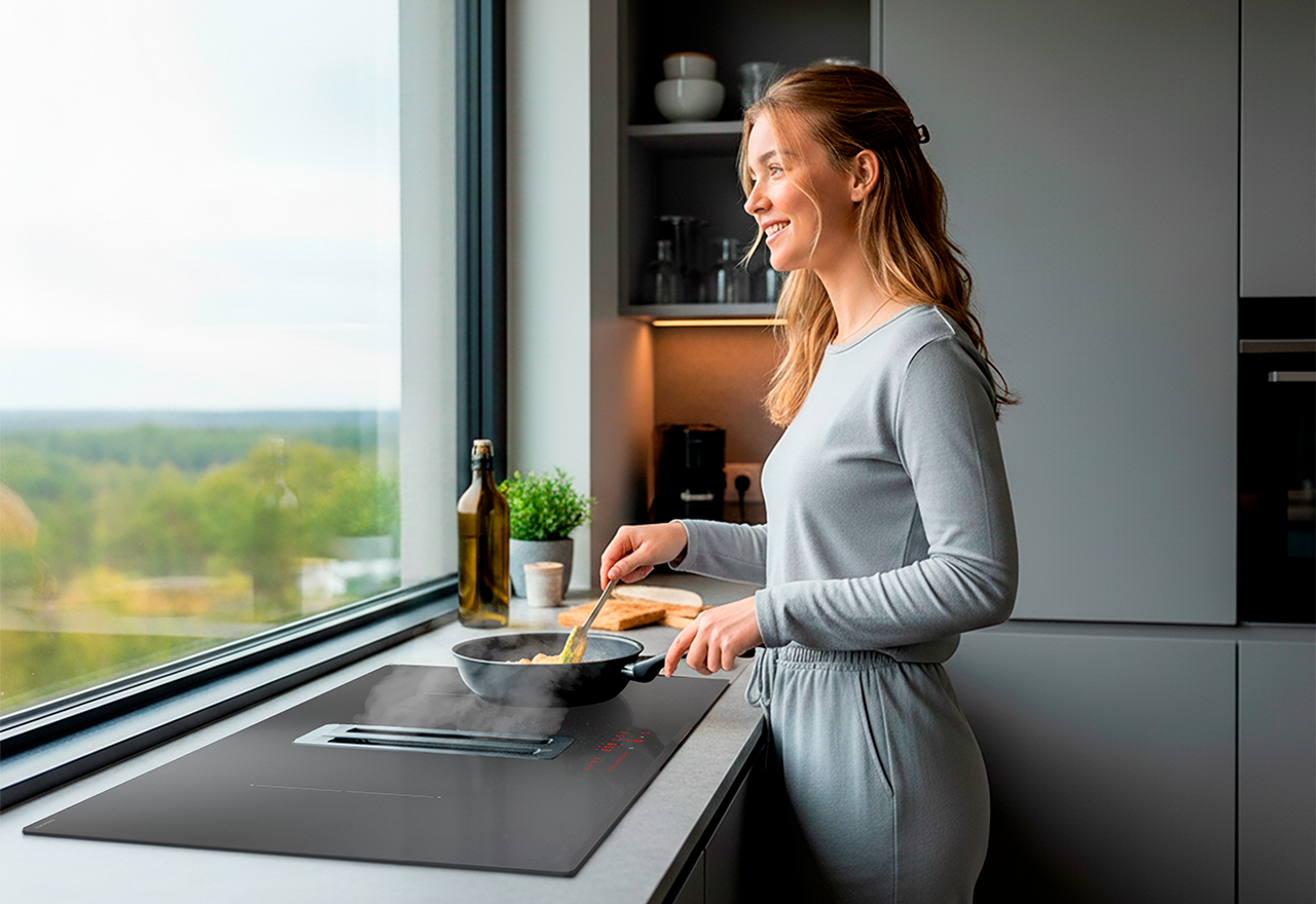 Point Cyclone 83 cm kogeplade med emhætte